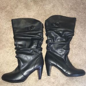 Black heeled boots